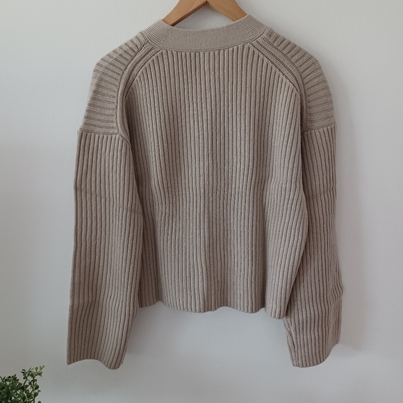 🆕️NWT H&M Rib-knit Cardigan in 'Taupe' - Picture 11 of 12